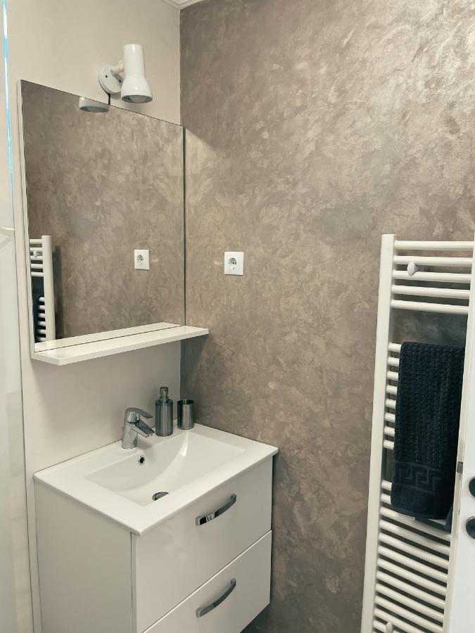 Târgu-MureşCozy Glenアパートメント エクステリア 写真
